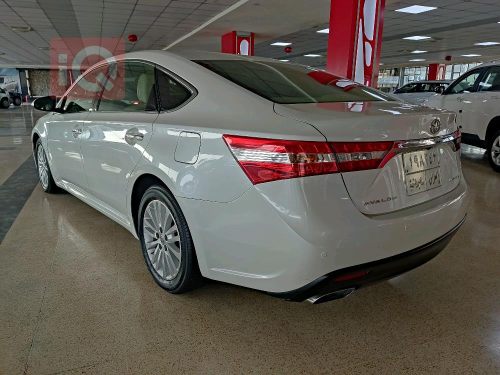 Toyota Avalon